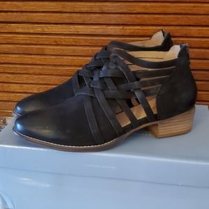 Seychelles ankle boots